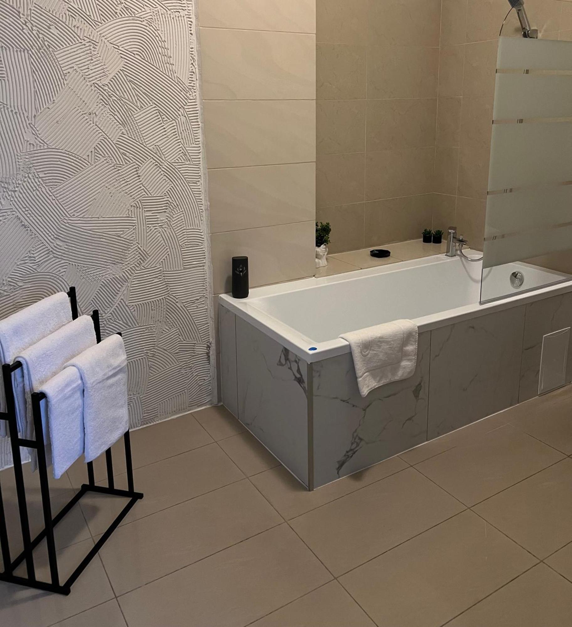Hotel Akor بيدغوستيا المظهر الخارجي الصورة